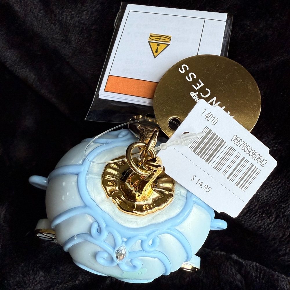 BBW Light-up Cinderella's Carriage Pocketbac Holder NEW - Picture 5 of 7